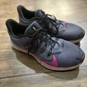 NIKE - Quest 2 SE - Women's Size 9.5 - Purple Running Sneakers Shoes -CJ6186-500